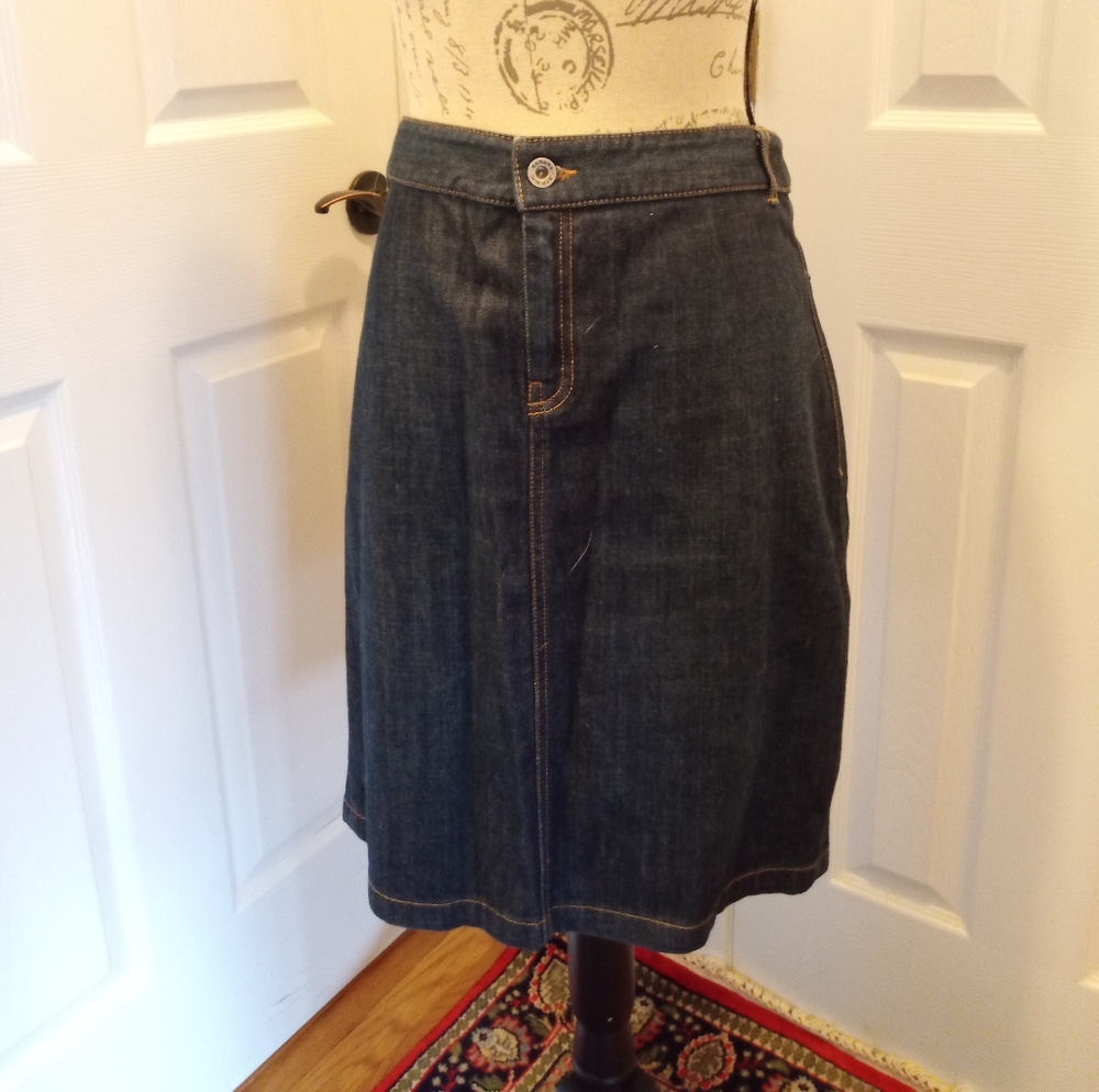 Banana Republic denim skirt